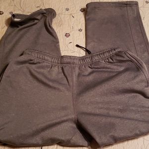 Nike joggers/sweatpants
